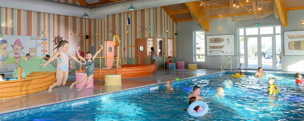 Spetterpret in het Boothuis van Familie Resort Molenwaard Spetterpret in het Boothuis van Familie Resort Molenwaard
